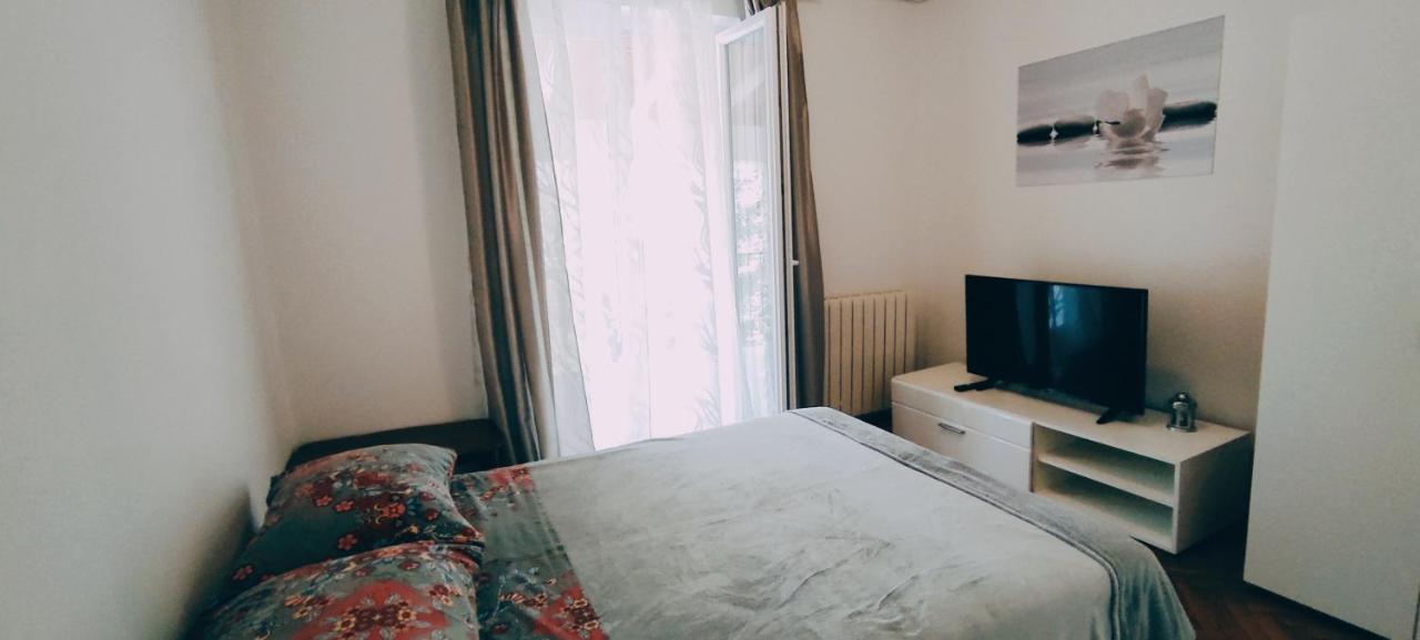 App Karmen With Free Parkig Apartment Porec Luaran gambar