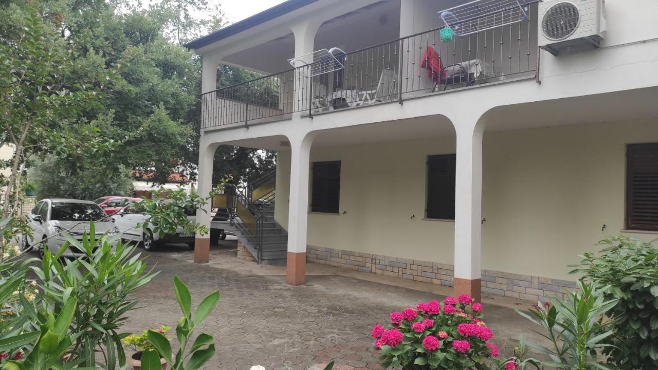 App Karmen With Free Parkig Apartment Porec Luaran gambar