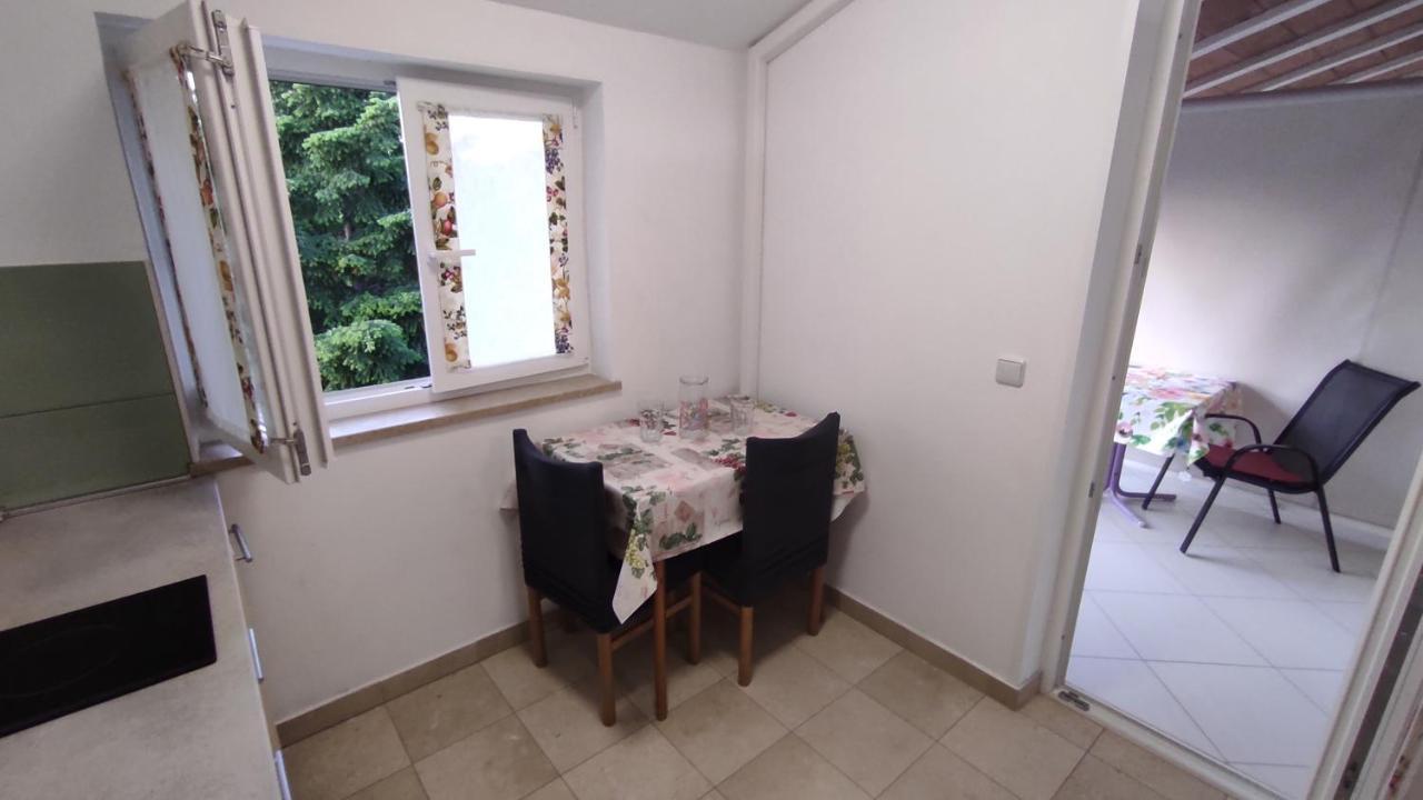 App Karmen With Free Parkig Apartment Porec Luaran gambar